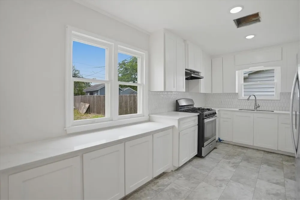 1049 Deforrest Street Corpus Christi, TX 78404
