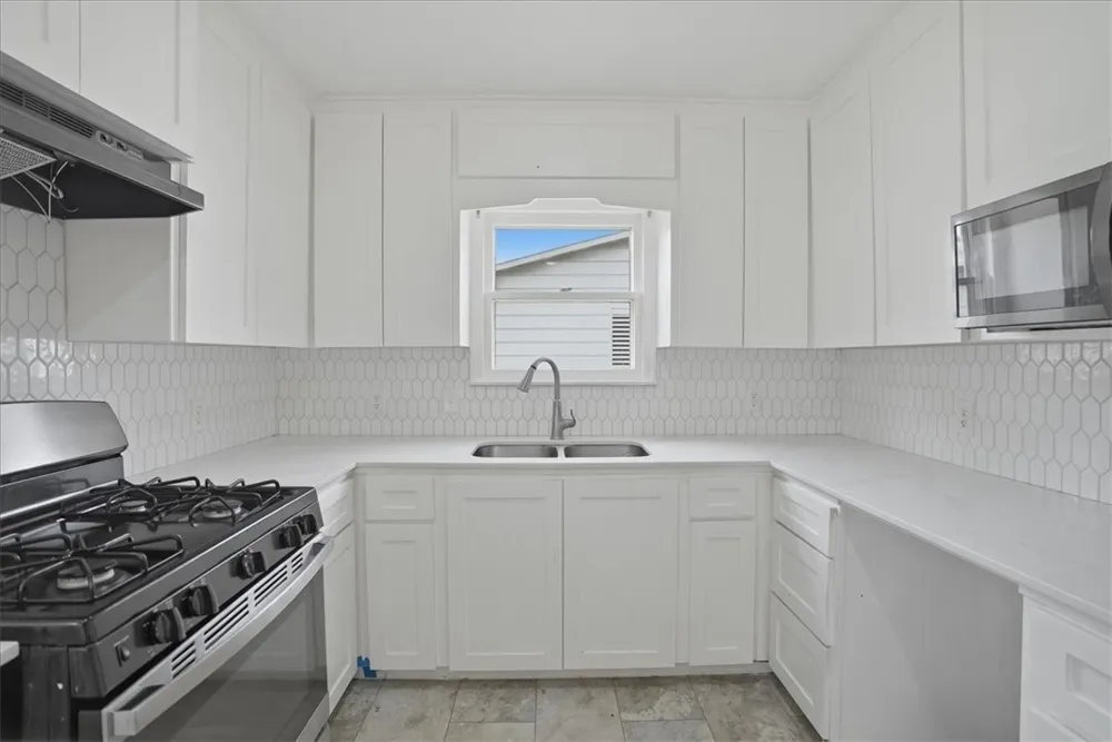 1049 Deforrest Street Corpus Christi, TX 78404