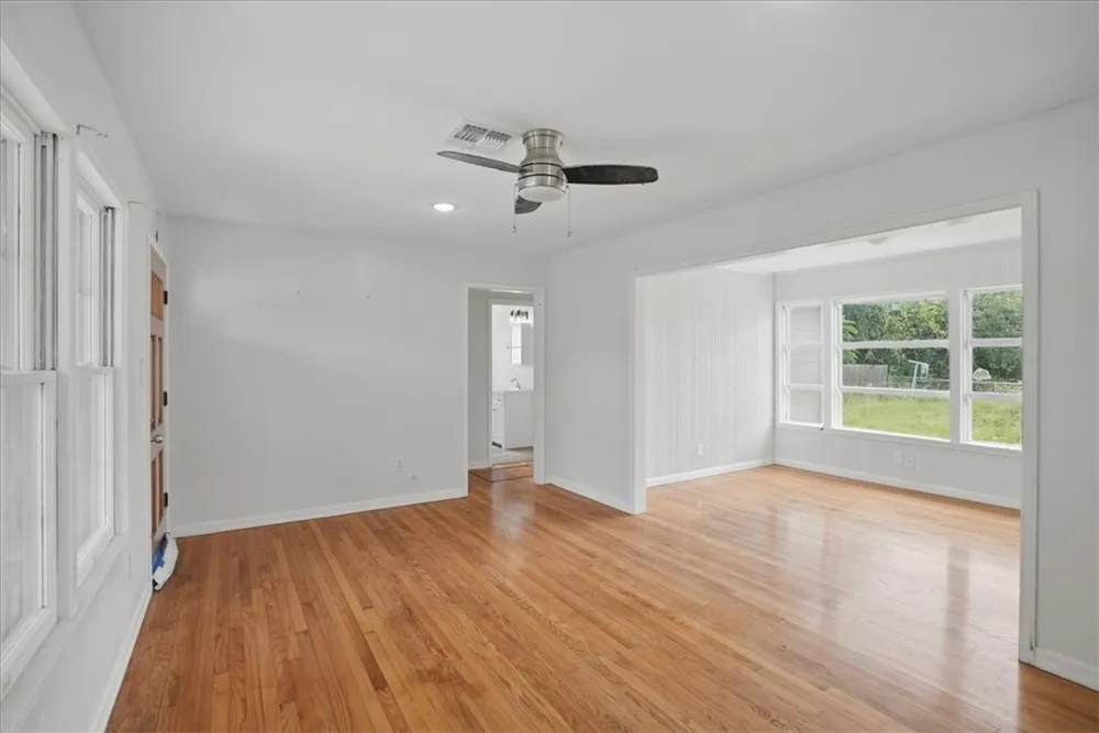 1049 Deforrest Street Corpus Christi, TX 78404