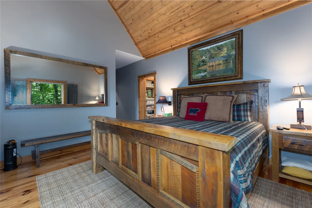 35 Birdnest Road Sapphire, NC 28774