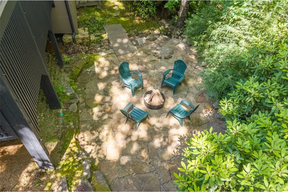 35 Birdnest Road Sapphire, NC 28774