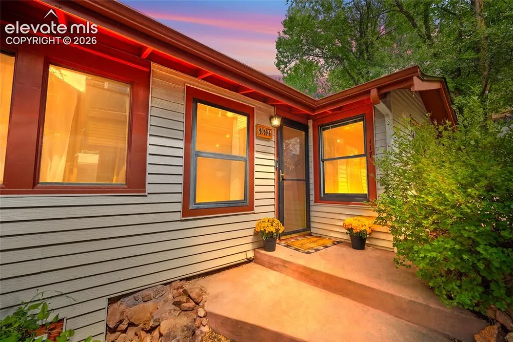 117 Pinon Lane Manitou Springs, CO 80829