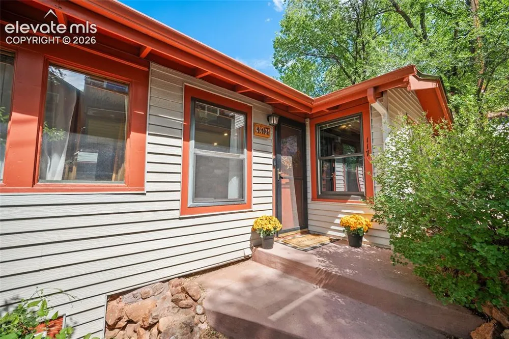 117 Pinon Lane Manitou Springs, CO 80829