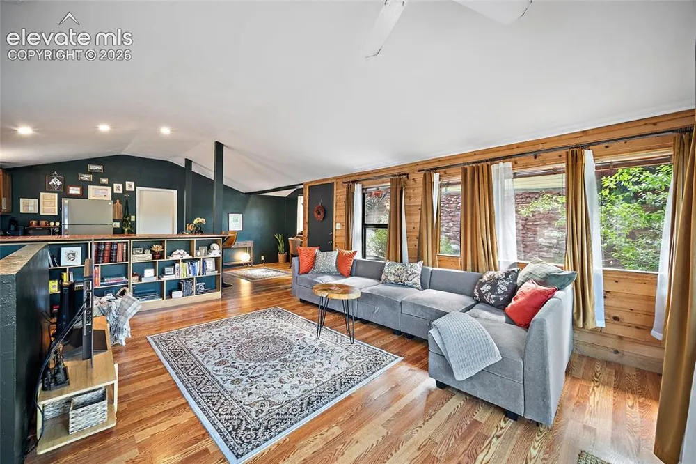 117 Pinon Lane Manitou Springs, CO 80829