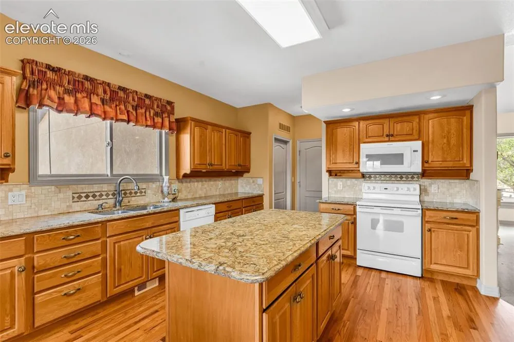 743 County Road 143 Canon City, CO 81212