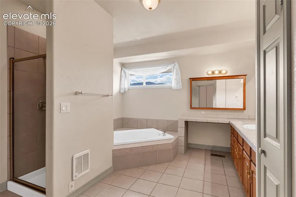 743 County Road 143 Canon City, CO 81212