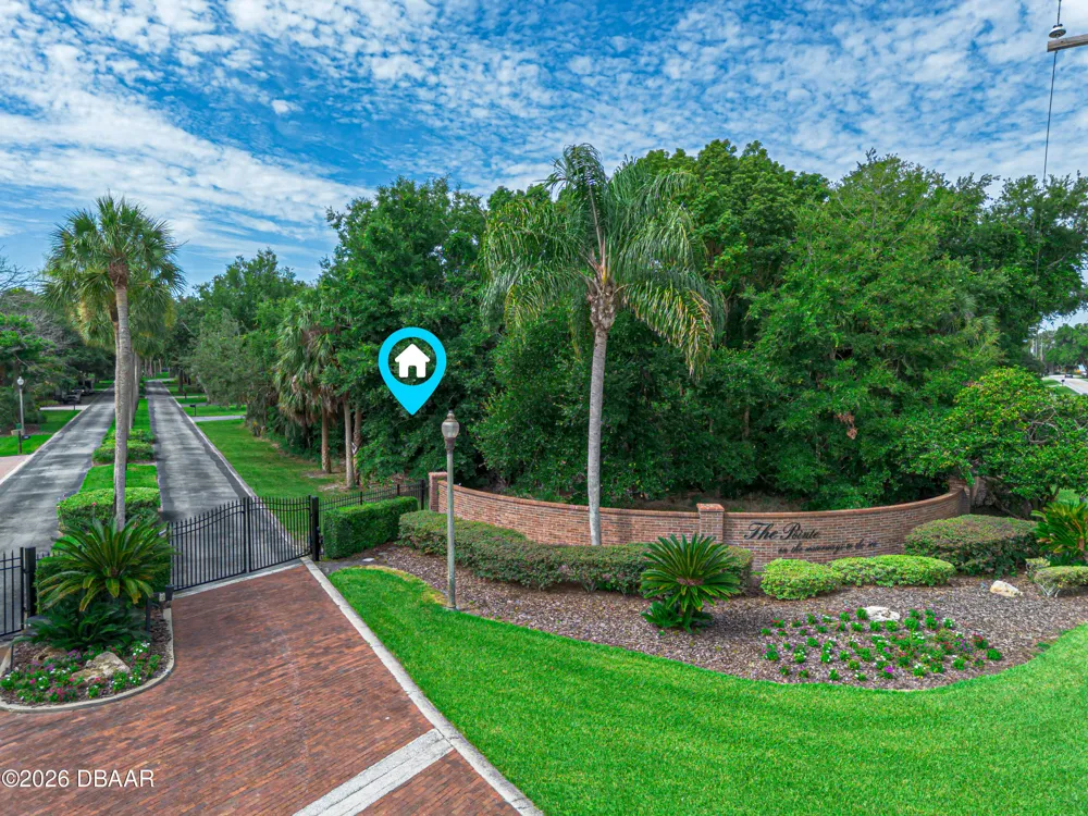 Lakeshore Pointe Boulevard Mount Dora, FL 32757