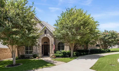 2104 Camden