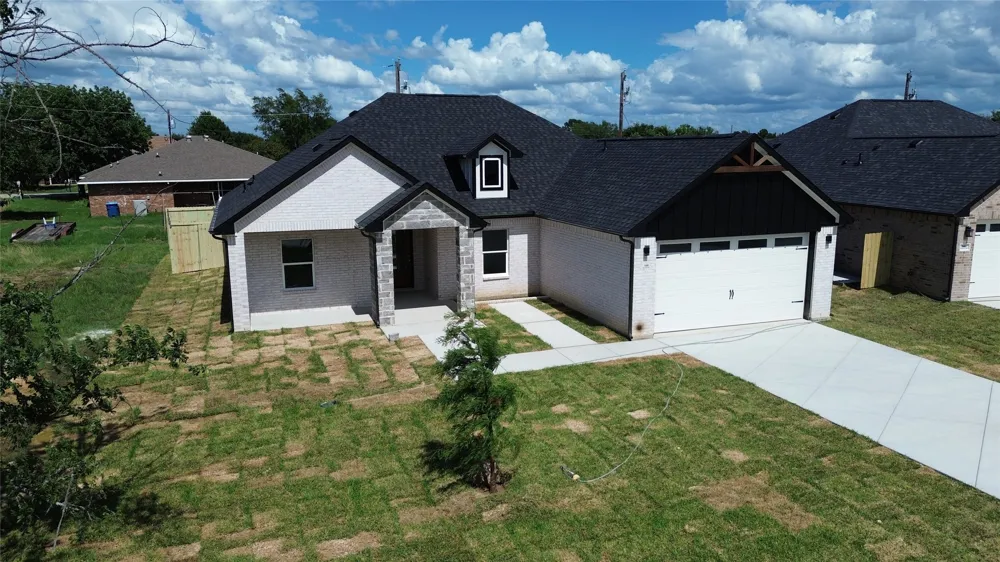 308 Backlash Drive Gun Barrel City, TX 75156