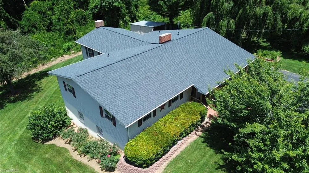 176 W Robin Road Elkin, NC 28621