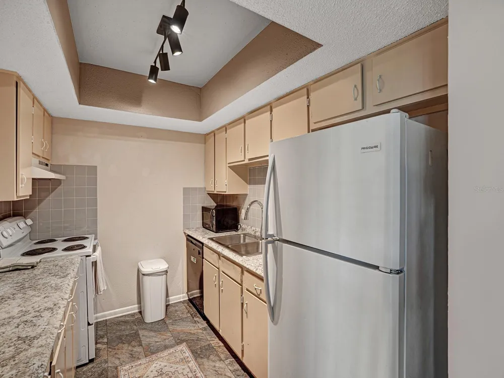 625 KEENE ROAD #B Clearwater, FL 33755