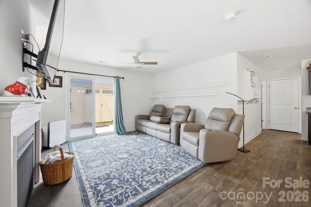 1706 Gaston Mountain Drive Dallas, NC 28034