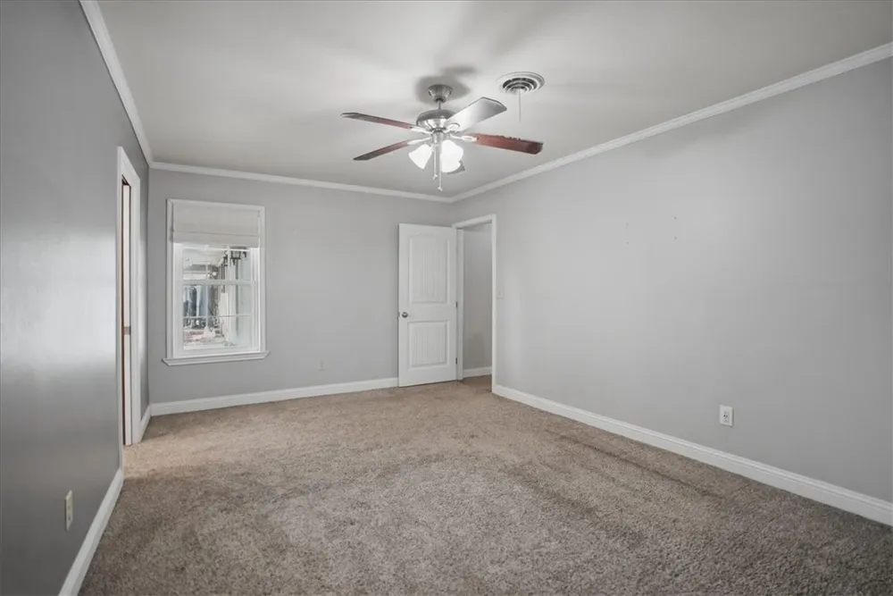 955 S Highway 37 George West, TX 78022