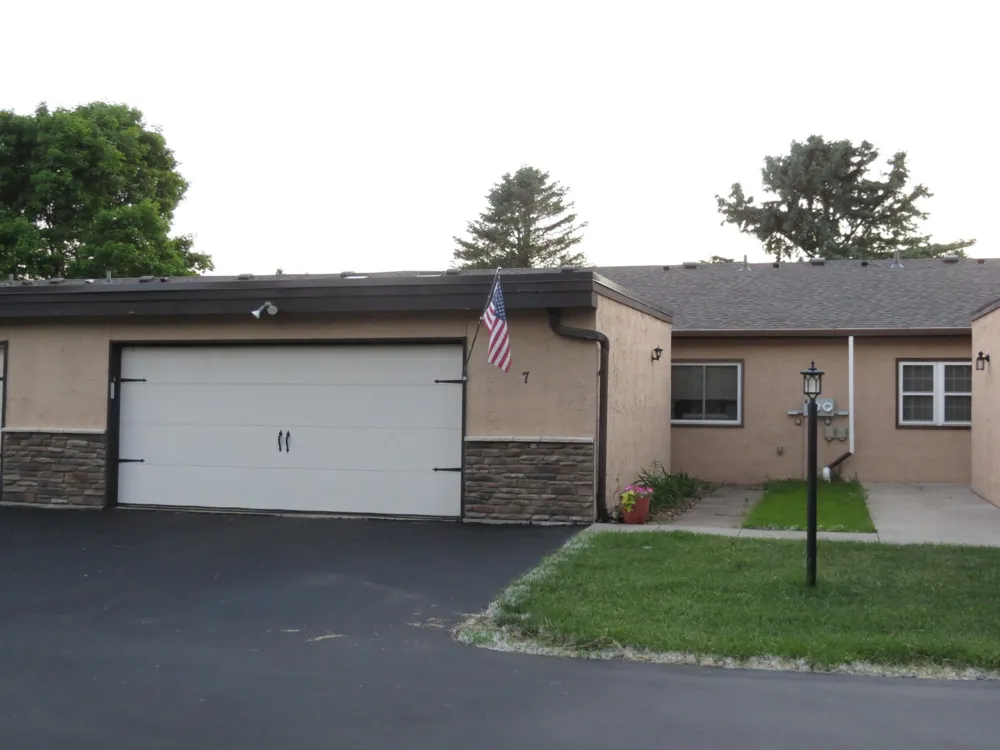 912 3rd Street #7 Cold Spring, MN 56320