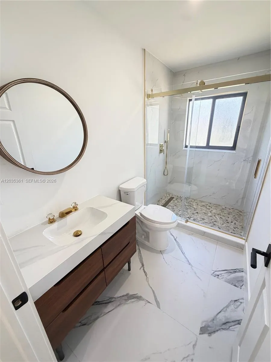 2930 SW 106th Ave Miami, FL 33165