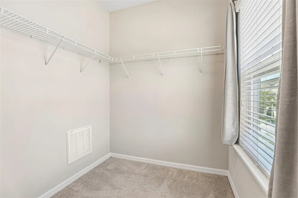198 MITCHELL CREEK WAY Oviedo, FL 32765