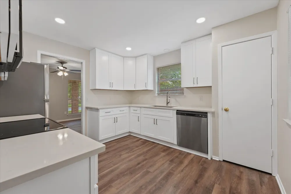 4005 Ridgebrook Drive Arlington, TX 76015