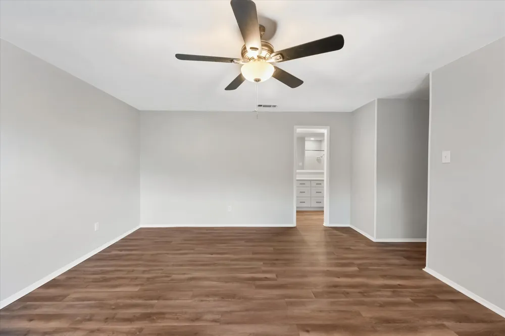 4005 Ridgebrook Drive Arlington, TX 76015