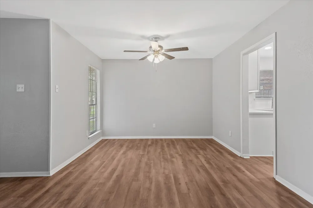 4005 Ridgebrook Drive Arlington, TX 76015