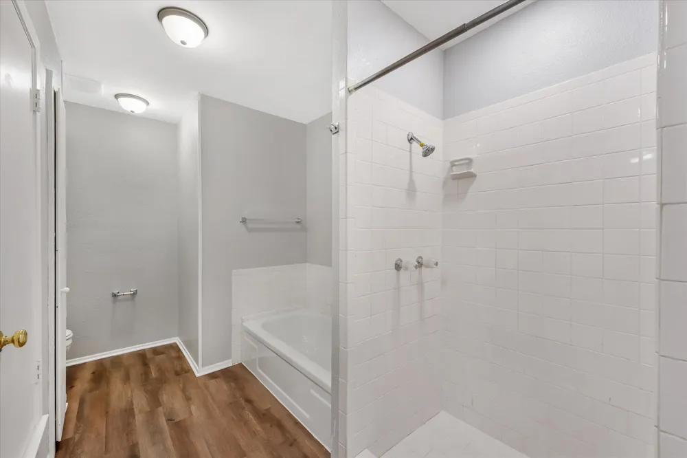 4005 Ridgebrook Drive Arlington, TX 76015