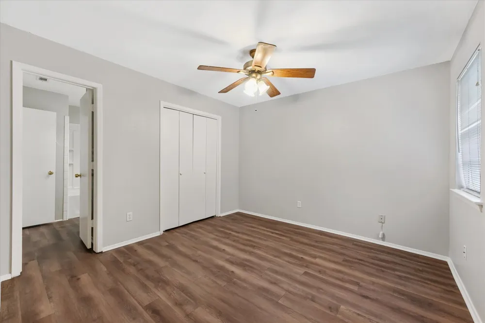 4005 Ridgebrook Drive Arlington, TX 76015