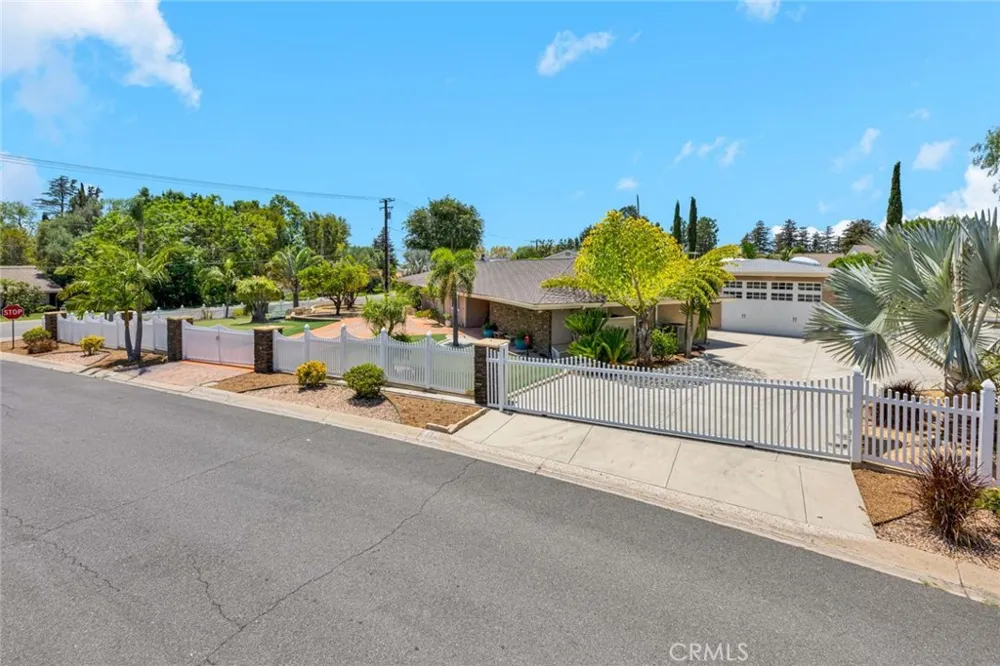 18381 Serrano Villa Park, CA 92861
