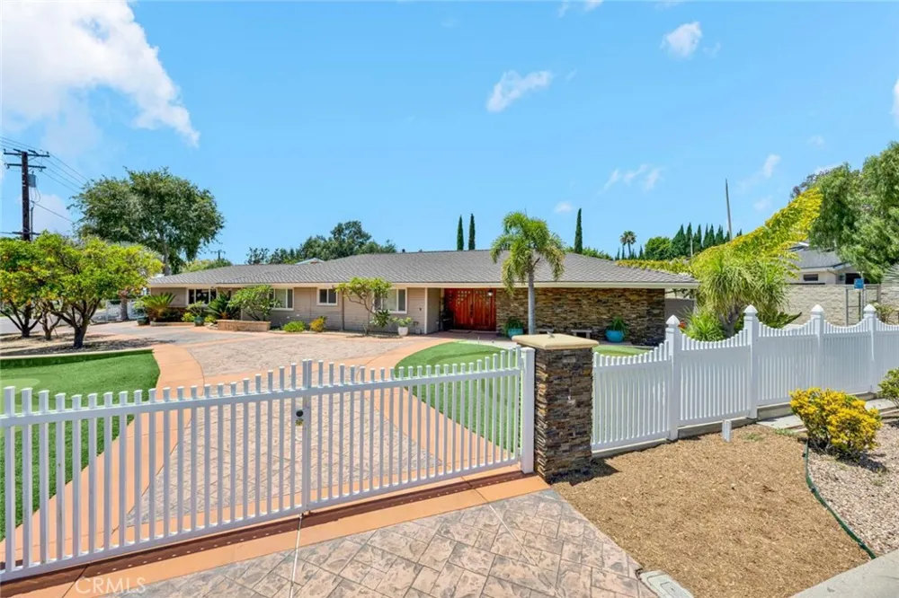 18381 Serrano Villa Park, CA 92861