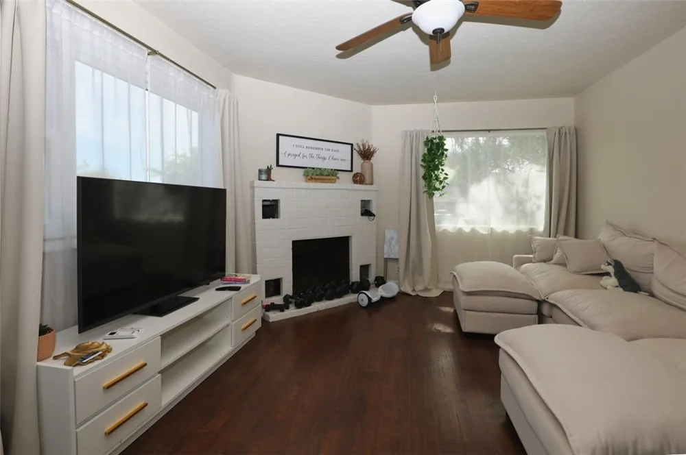 65 Lily Cove Lakeport, CA 95453