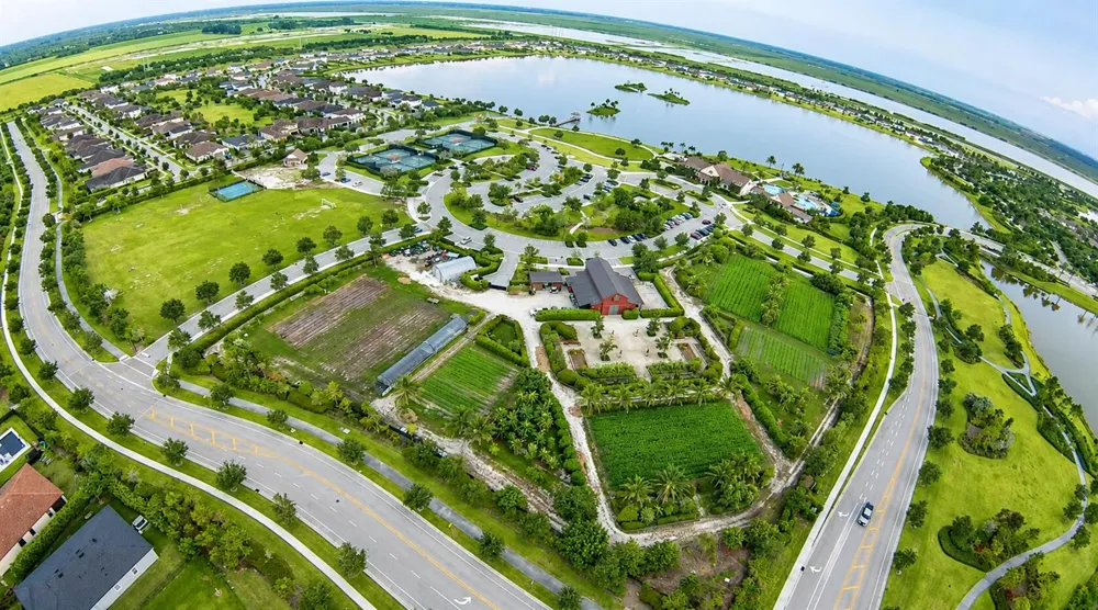 19753 Tree Stand Terrace Loxahatchee, FL 33470