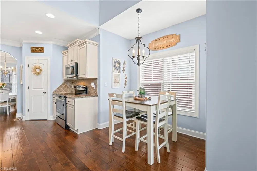 3457 Grandview Crossing Lane Pfafftown, NC 27040