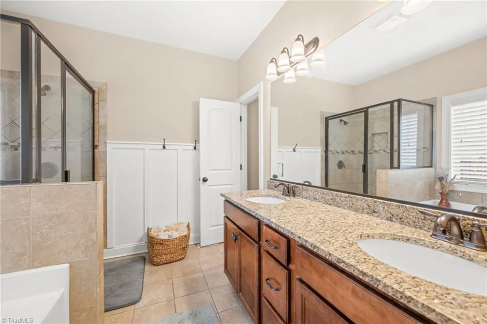 3457 Grandview Crossing Lane Pfafftown, NC 27040
