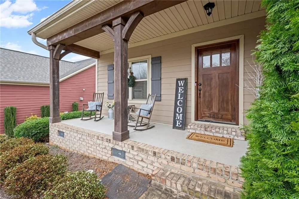 3457 Grandview Crossing Lane Pfafftown, NC 27040