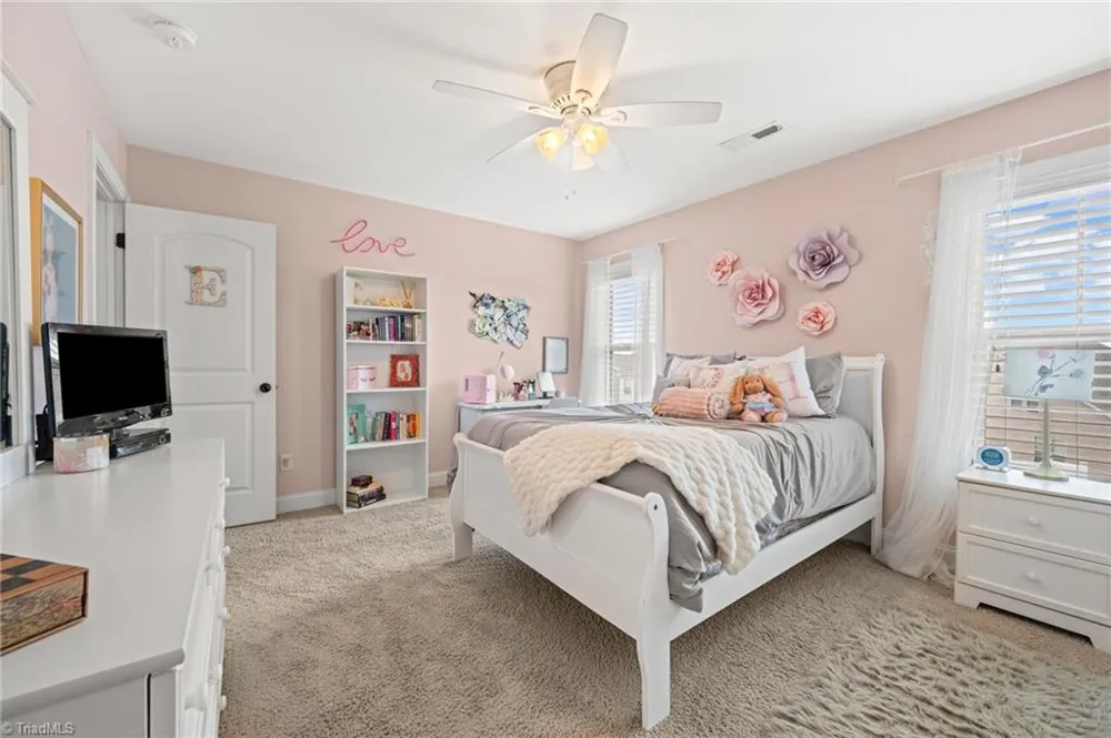 3457 Grandview Crossing Lane Pfafftown, NC 27040