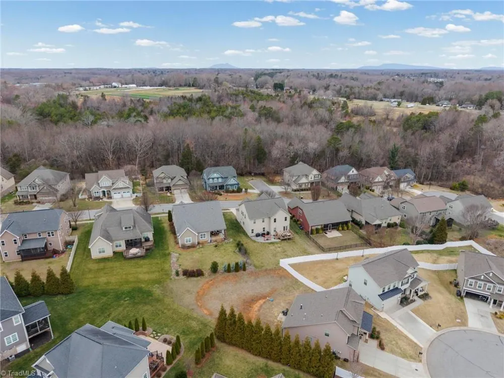 3457 Grandview Crossing Lane Pfafftown, NC 27040