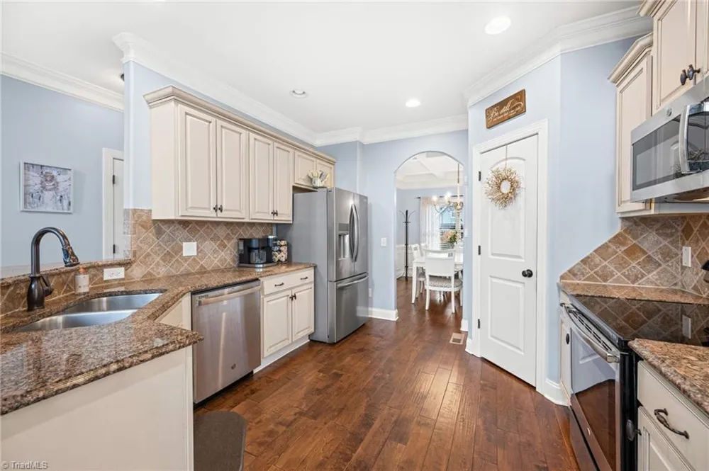 3457 Grandview Crossing Lane Pfafftown, NC 27040