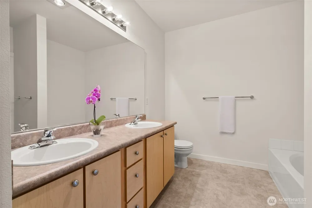 13301 SE 79th Place #C405 Newcastle, WA 98059