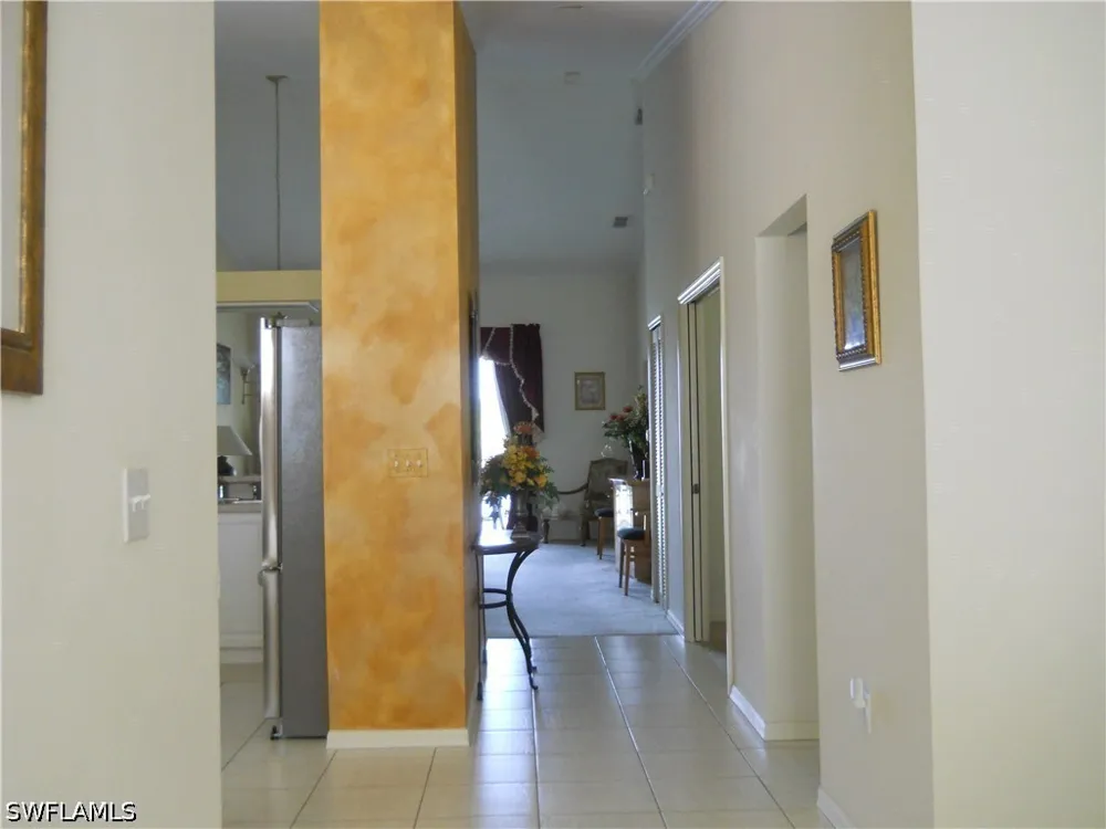 Robin Hood Circle #202 Naples, FL 34104