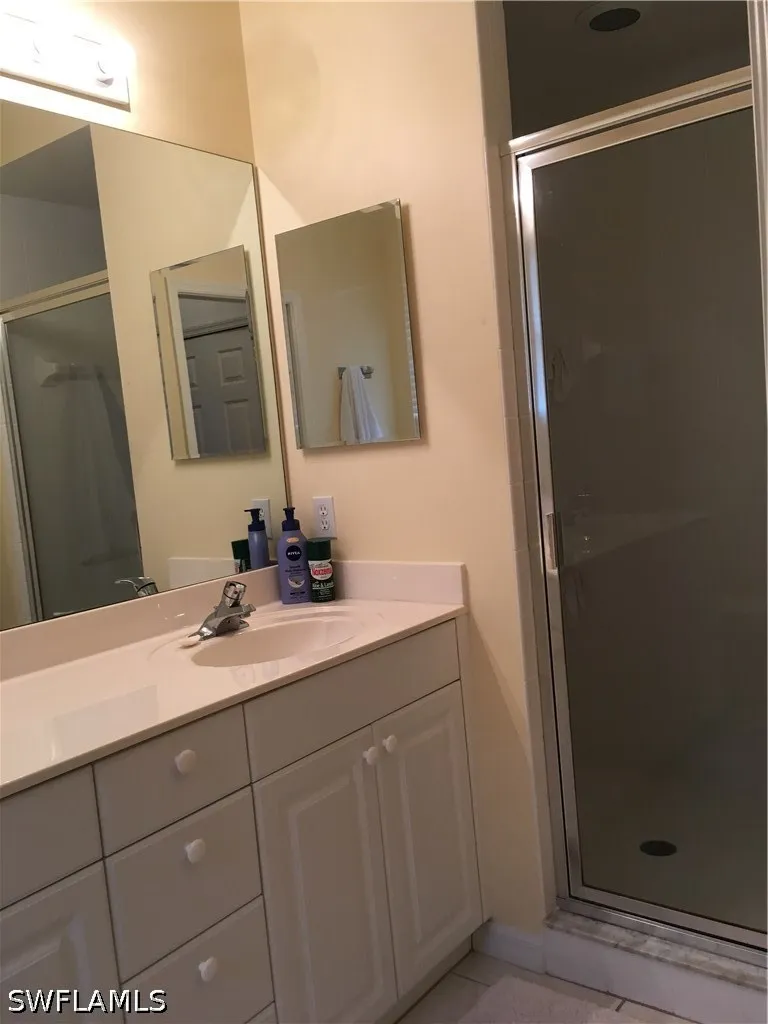 Robin Hood Circle #202 Naples, FL 34104