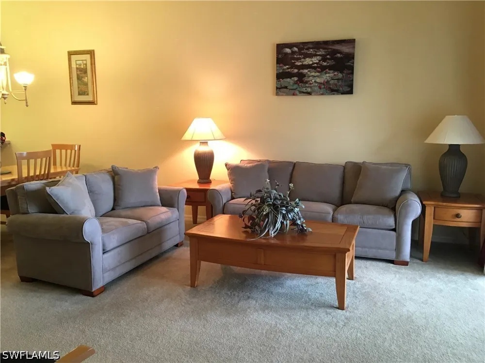 Robin Hood Circle #202 Naples, FL 34104