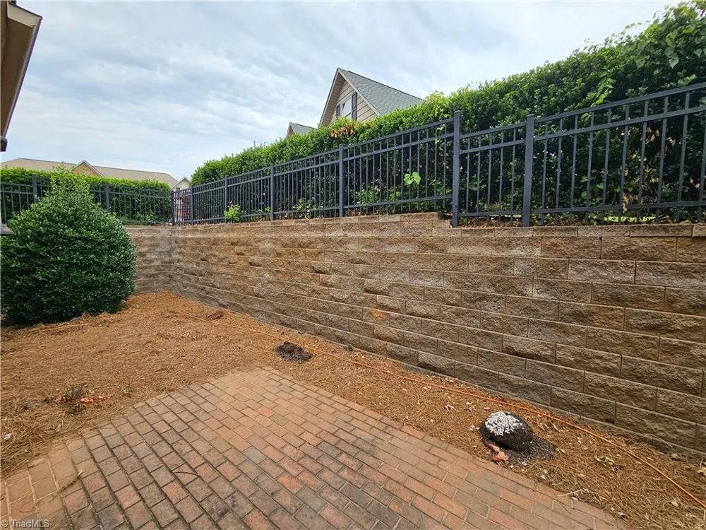 121 Oleander Drive Bermuda Run, NC 27006