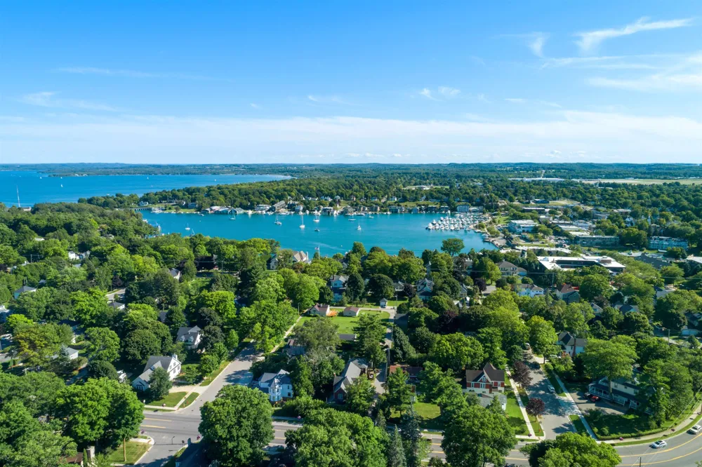 8 Uptown Lane Charlevoix Township, MI 49720
