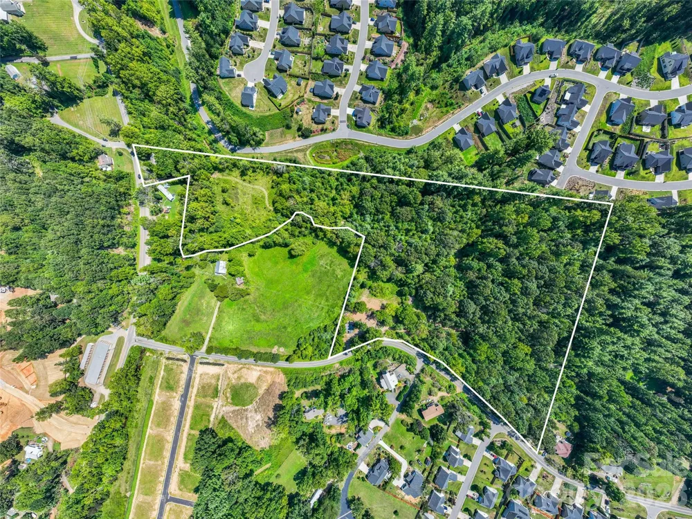 28 Pleasant Grove Road Weaverville, NC 28787
