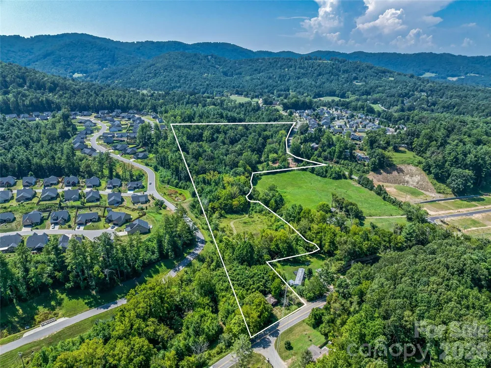 28 Pleasant Grove Road Weaverville, NC 28787