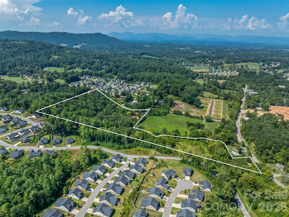 28 Pleasant Grove Road Weaverville, NC 28787
