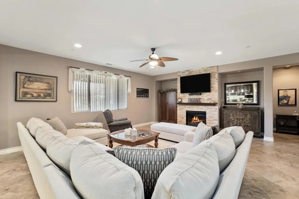 48219 Newport Bridge Place Indio, CA 92201