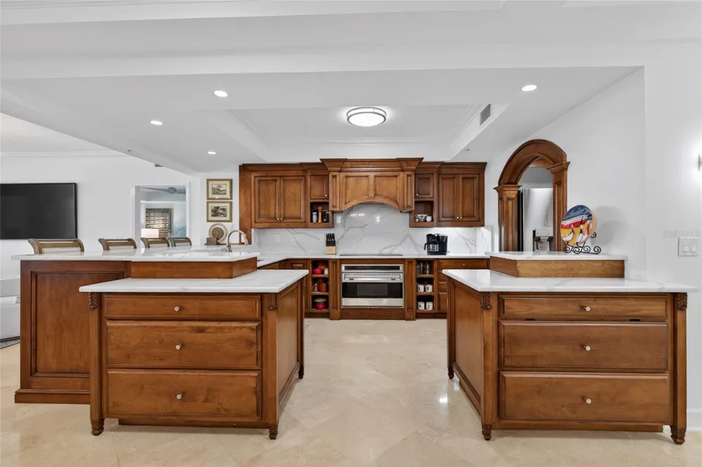 200 OCEAN CREST DRIVE #812 Palm Coast, FL 32137