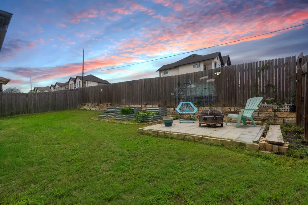 13412 Henneman Drive Pflugerville, TX 78660