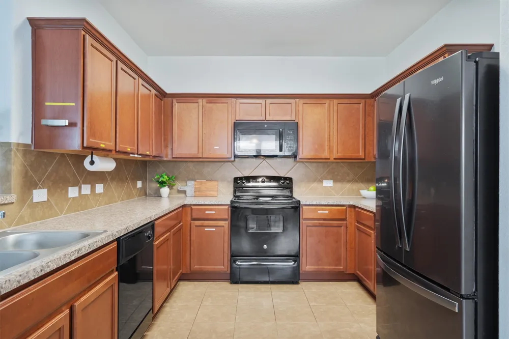 13412 Henneman Drive Pflugerville, TX 78660