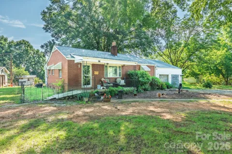 655 Edmiston Road