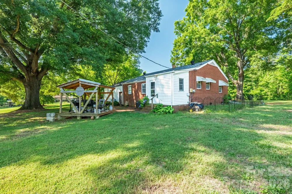 655 Edmiston Road Mt Ulla, NC 28125